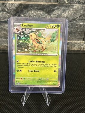 Pokémon Leafeon 005/131 Holo from Prismatic Evolutions Set M/NM